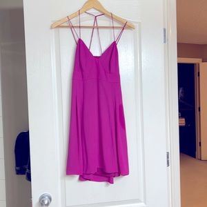 Express - Beautiful mini dress.